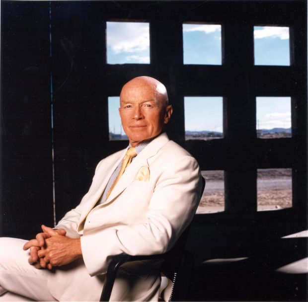 Mark Mobius: Criza e fabricată, ea nu există în realitate. MOTIVUL REAL: atacul asupra monedei euro