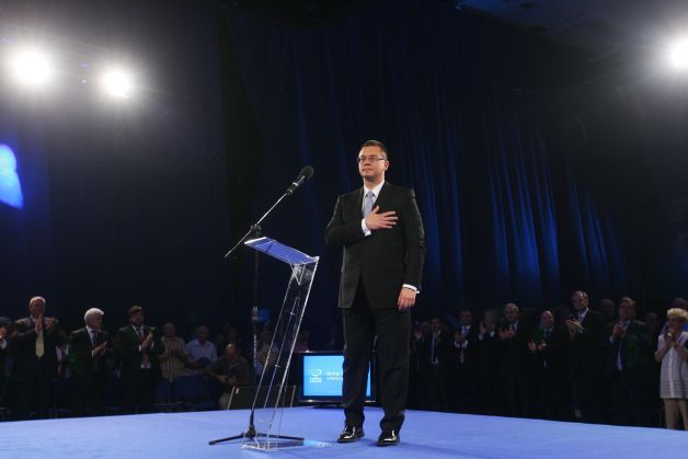 Mihai Răzvan Ungureanu şi-a arătat Forţa