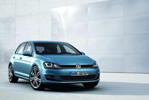 Noul VOLKSWAGEN GOLF 7 iese la rampă