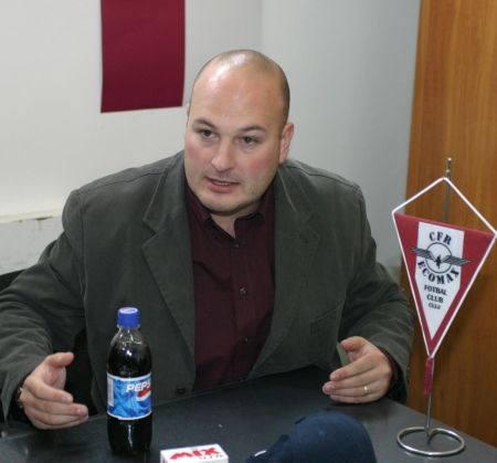 Paszkany a luat-o pe urmele lui Gigi Becali: "Nenorocitul de Balaj a arbitrat împotriva noastră din primul minut!"