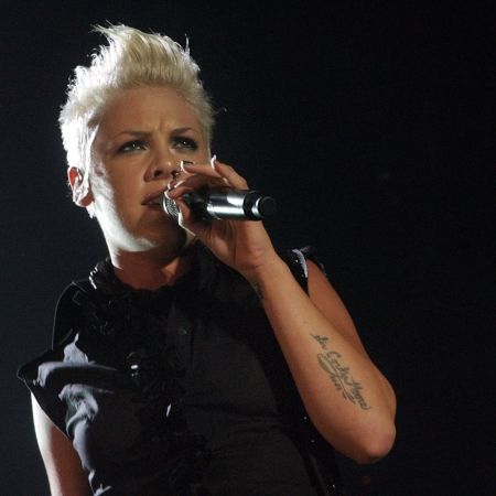 Pink: "Fiica mea poate să comunice cu spiritele!" | VIDEO