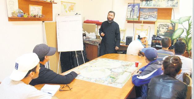 Preotul anti-drog te scapă de păcatul "morţii albe"