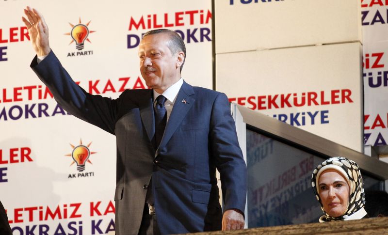 Un profesor turc, condamnat la un an de închisoare după ce l-a comparat pe Erdogan cu Hitler