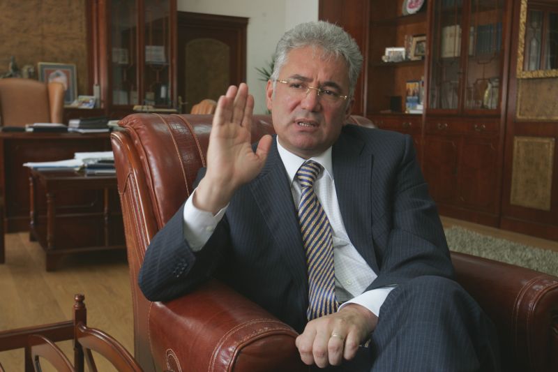 Videanu: metoda de privatizare a Oltchim, "cea mai mare mostră de incompetenţă"