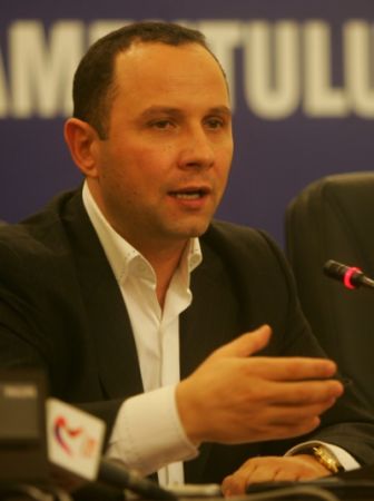 Aurelian Pavelescu: Nu toate dosarele respinse de comisia de etică au fost temeinic verificate