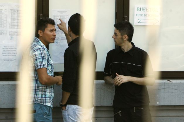 BAC second-hand pentru fabricile de diplome