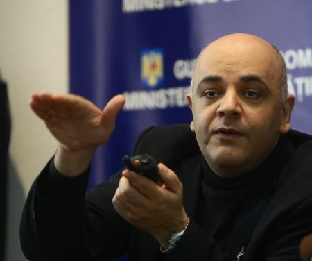 Băsescu a semnat numirea lui Ponta ca interimar la Sănătate