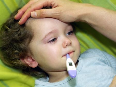 CARE SUNT CELE 3 SITUAŢII MEDICALE critice în care trebuie să interveniţi rapid pentru a vă salva copilul