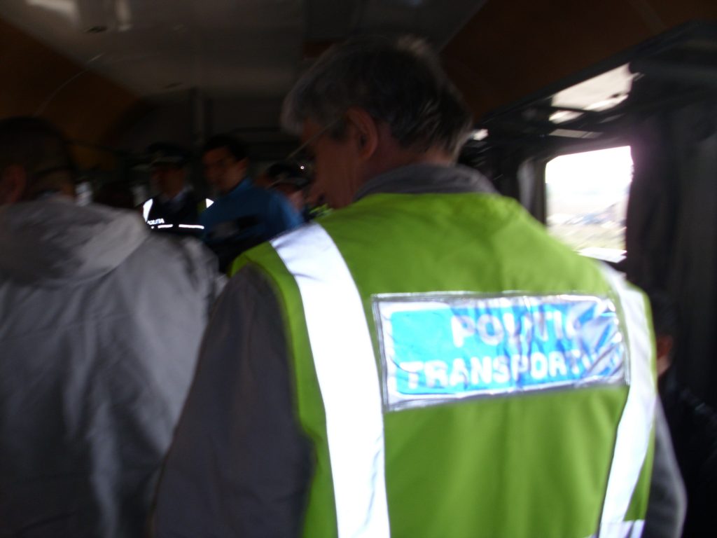 EXCLUSIV: Echipa care le-a venit de hac şpăgarilor de la CFR. "Circuitul ducea până la şefii controlorilor pe ţară"