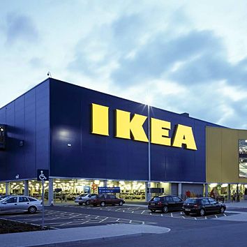 Ikea a scos femeile din catalogul pentru Arabia Saudită