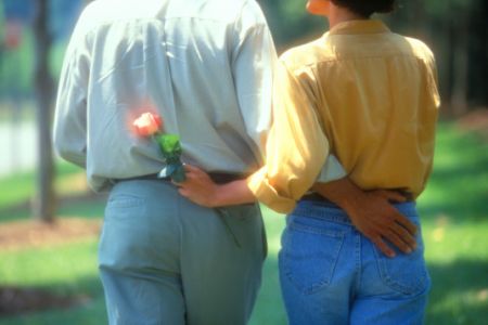 Instinctele sexuale, mai puternice decât prietenia dintre un bărbat şi o femeie