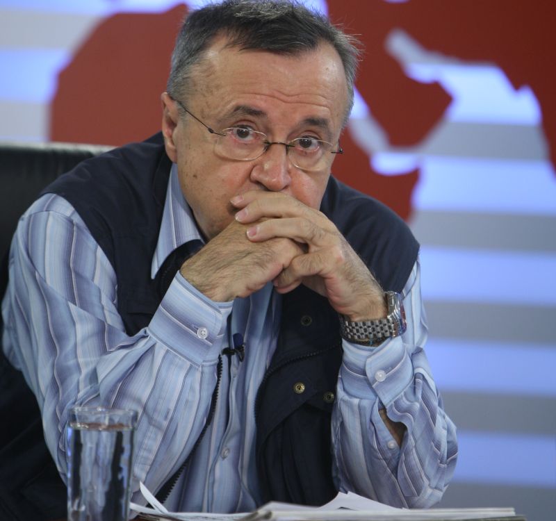 Ion Cristoiu îi suspectează pe cei din USL că au încercat să folosească aniversarea Regelui Mihai I în scop electoral