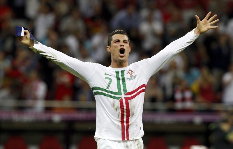Micile plăceri ale unui mare fotbalist. Secrete din vestiarul lui Cristiano Ronaldo | VIDEO