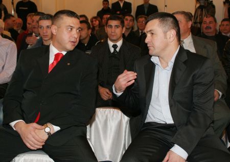 Obreja, LOVITURĂ SUB CENTURĂ la adresa lui Doroftei: "Vă amintiţi de scandalul în care Bute i-ar fi Â«zâmbitÂ» soţiei lui Doroftei?"