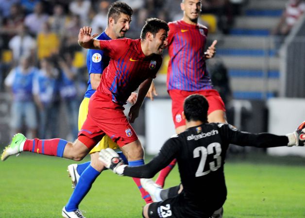 Răchită: "Steaua trebuie să gestioneze bine primul scandal"