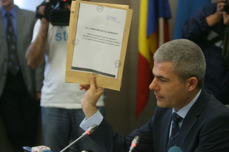 Remus Vulpescu, martor  la DNA în dosarul Oltchim: "Am mare încredere în această instituţie!"