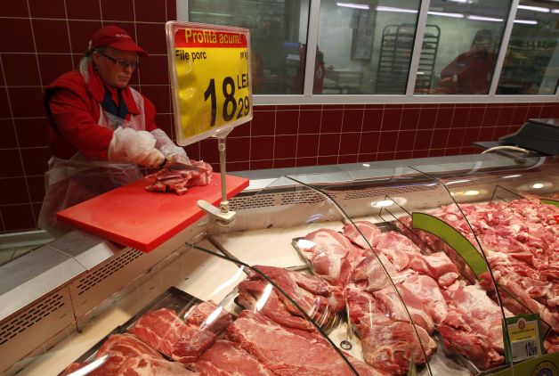 Seceta nu iartă. Carnea s-a scumpit cu 20% în câteva zile