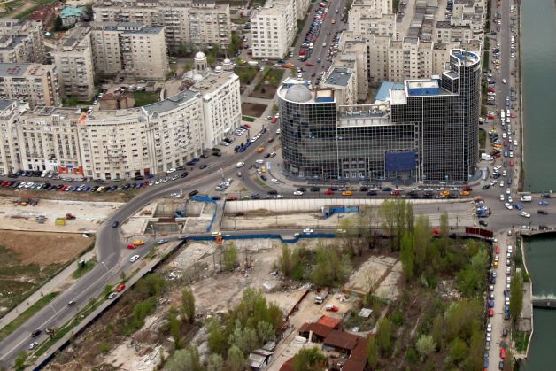 Sorin Oprescu a dat 5 milioane de euro pe un maidan