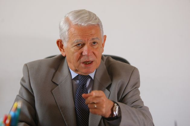 Teodor Meleşcau, despre Oltchim: Să stăm la câţiva metri de Dan Diaconescu când se plimba prin Europa ne-ar fi trebuit un buget de 100 de ori mai mare