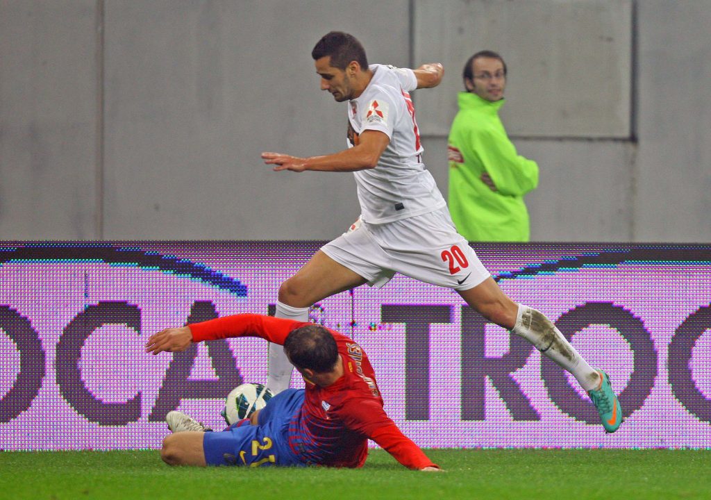 ACUZAŢII INCREDIBILE. Un oficial dinamovist susţine că Steaua face blaturi pe bandă rulantă