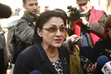 Andronescu: Printre elevii premia?i la olimpiade este cel pu?in un viitor premier