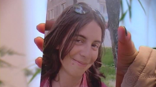 CO?MARUL unei familii din Arad: "Fiica noastr? a FUGIT de acas? cu un bolnav de SIDA"