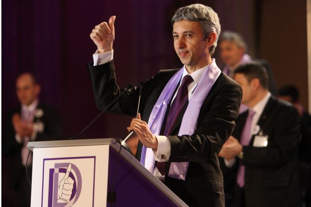 Dan Diaconescu se plânge că Victor Ponta îi SABOTEAZĂ campania la Târgu-Jiu