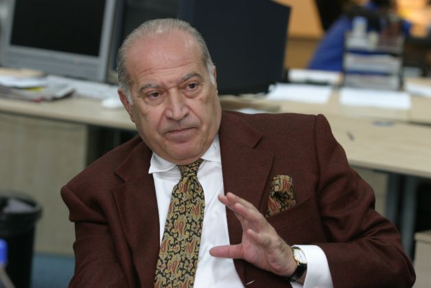 Dan Voiculescu recunoaşte că a colaborat cu Securitatea!