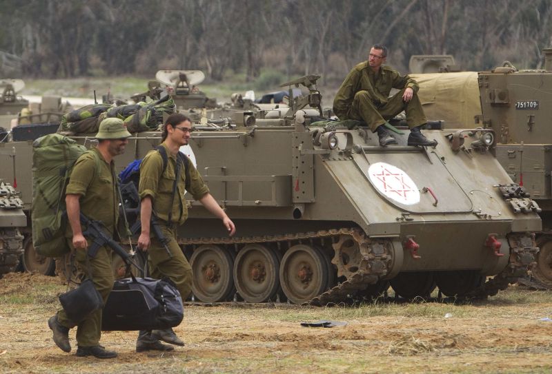 GAZA DUP? ARMISTI?IU: Un palestinian ucis ?i 10 r?ni?i, la grani?a cu Israelul