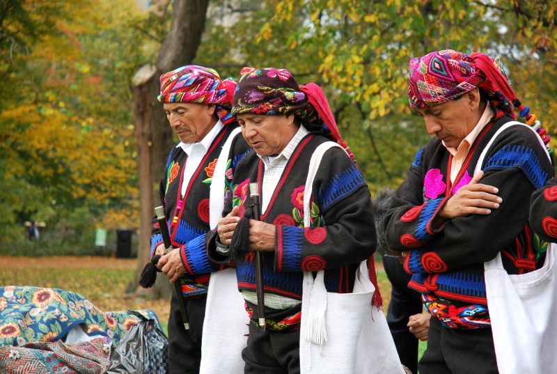 ÎNFRICOŞĂTOR. VINE APOCALIPSA SAU NU? Profeţii maiaşe în Central Park. Cum va fi SFÂRŞTIUL LUMII?!