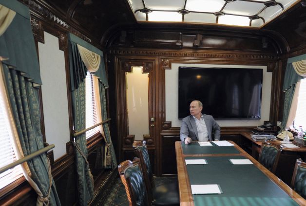Investitorii str?ini, îngrijora?i de starea de s?n?tate a lui Vladimir Putin