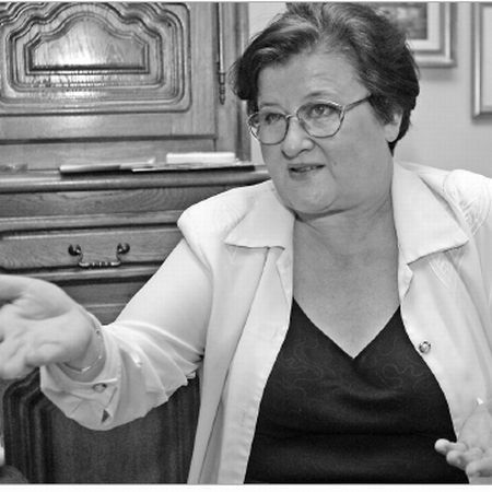 M?rioara Mur?rescu REFUZ? tratamentul pentru CANCER