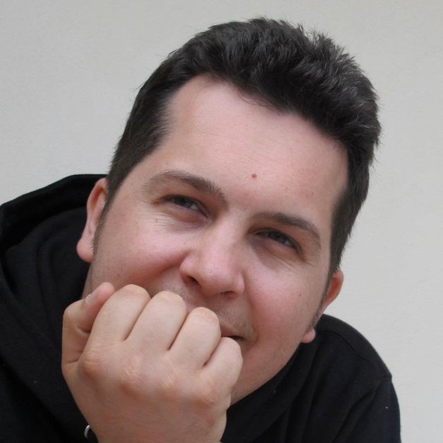 Primul dascăl abuzator dat afară din învăţământ!