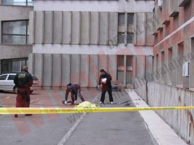 Sinucidere misterioasă de la etajul şapte, în Galaţi