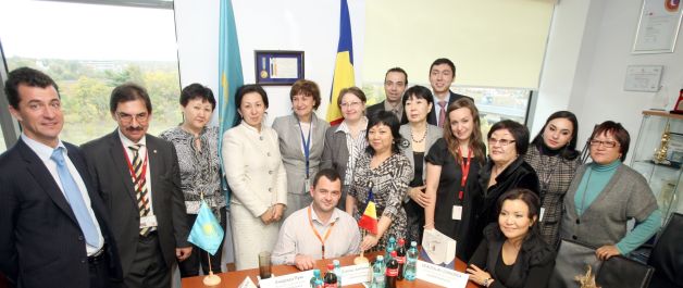 Soft din România pentru ?coli din Kazakhstan