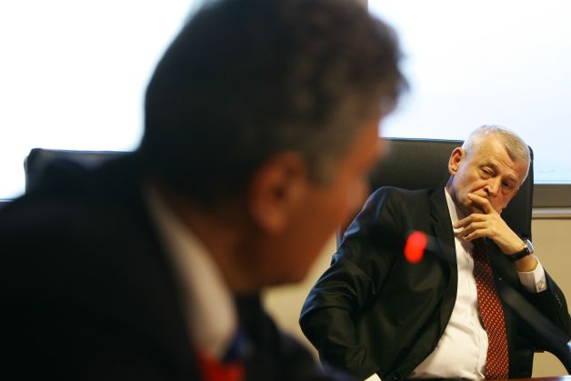 Sorin Oprescu, trădat pentru a doua oară de USL