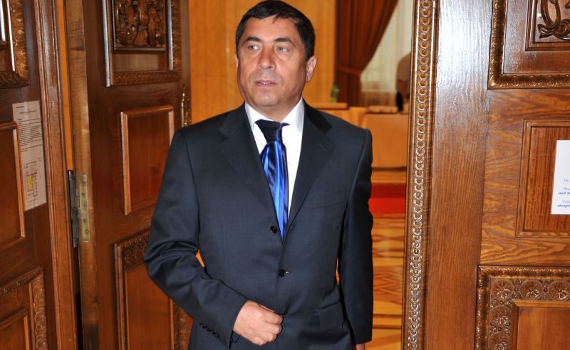 Turcu: "Îmi este fric? s? mai tr?iesc în România". Becali: "Sunt b?rbat adev?rat"