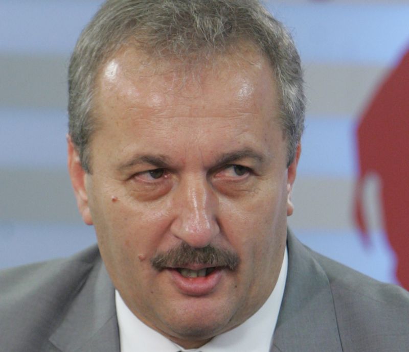 Vasile Dâncu: "Marii noştri lideri" sunt CAPTIVI ai BARONILOR LOCALI