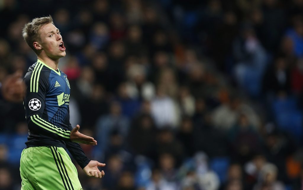 AI GRIJ?, STEAUA: Ajax are lancea ascu?it?!