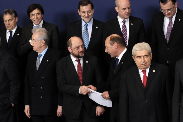 B?sescu nu se gr?be?te cu desemnarea premierului