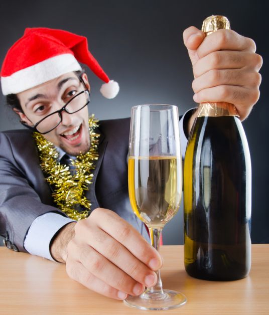 Cum s? be?i f?r? s? v? îmb?ta?i de Revelion