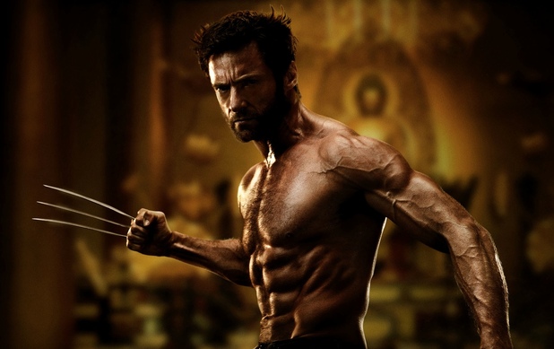 Hugh Jackman scoate din nou ghearele