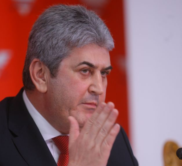 Marea împ?r?eal? tensioneaz? USL