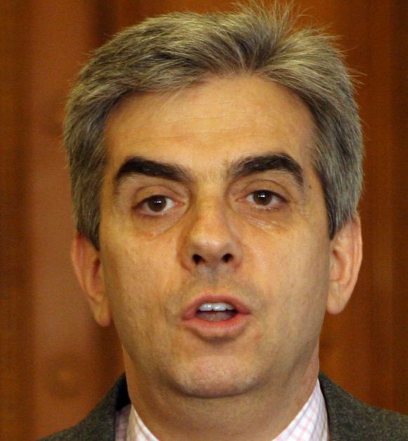 MINISTRUL care „a spart” 20 de milioane de euro pe UN PROGRAM DE ANALIZE INUTIL