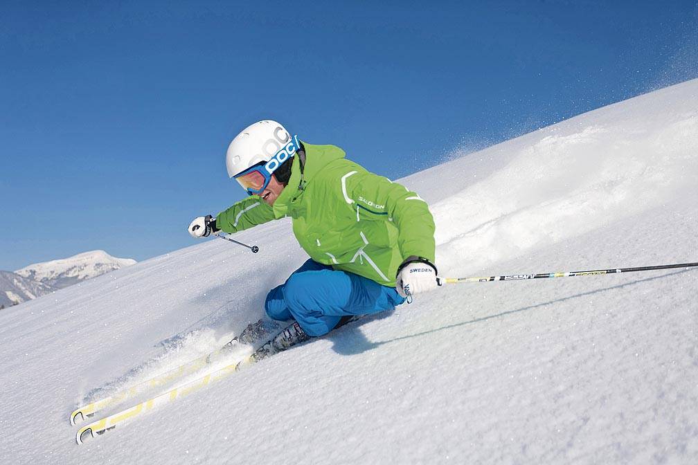 OFERTE LAST-MINUTE pentru tabere la schi
