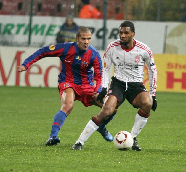 Og?raru nu vede o favorit? la Steaua - Ajax