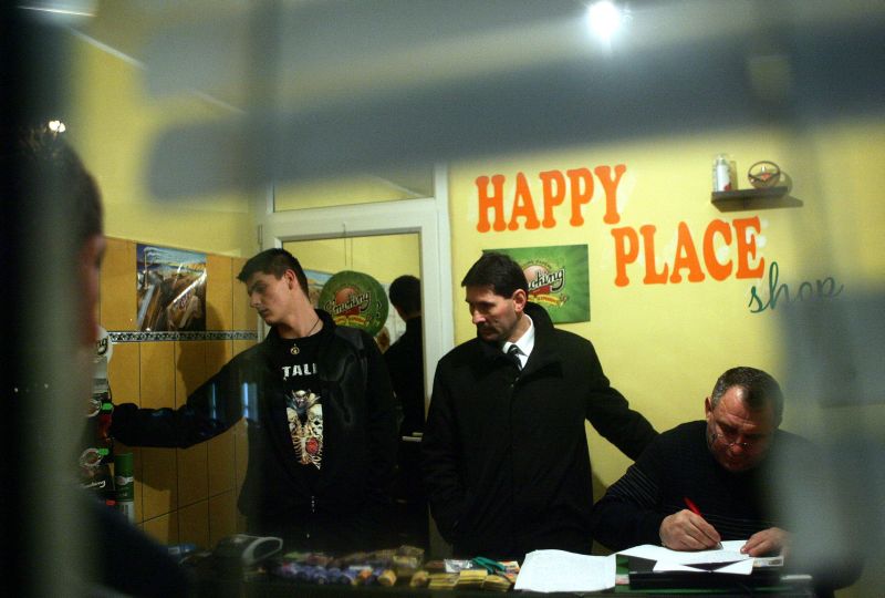 Patroni de magazine de vise, s?lta?i de DIICOT