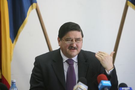 PNL ?i PSD, târguial? pe Finan?e. Vicepre?edinte PSD: Ministerul Finan?elor nu trebuie s? ajung? la PNL