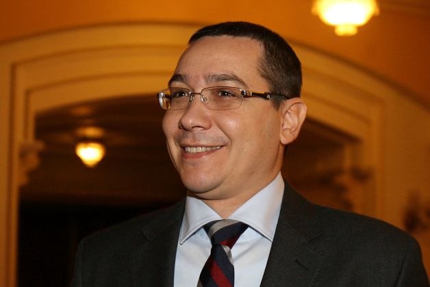 Ponta, întrebat de jurnali?ti ce le ureaz? românilor: "Lini?te, ce nu îmi l?sa?i dumneavoastr?!"