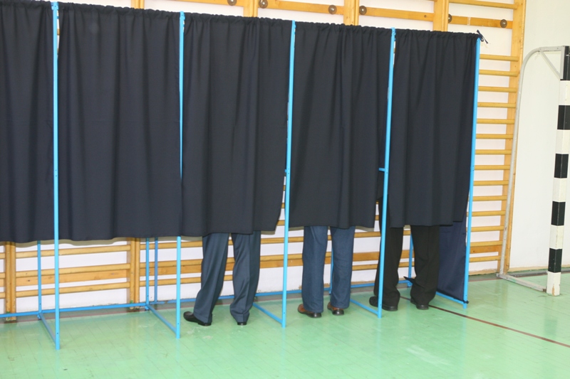 REZULTATE ALEGERI PARLAMENTARE. Potrivit BEC, USL a ob?inut circa 60% din voturi